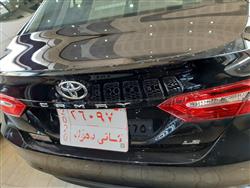تۆیۆتا کامری